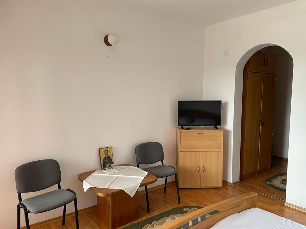 Casa "Ierusalim-Hozeva-Hozeva" Pension Minastirea Neamt Buitenkant foto