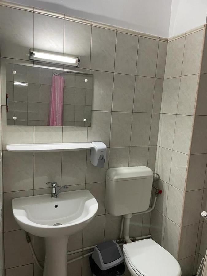 Casa "Ierusalim-Hozeva-Hozeva" Pension Minastirea Neamt Buitenkant foto