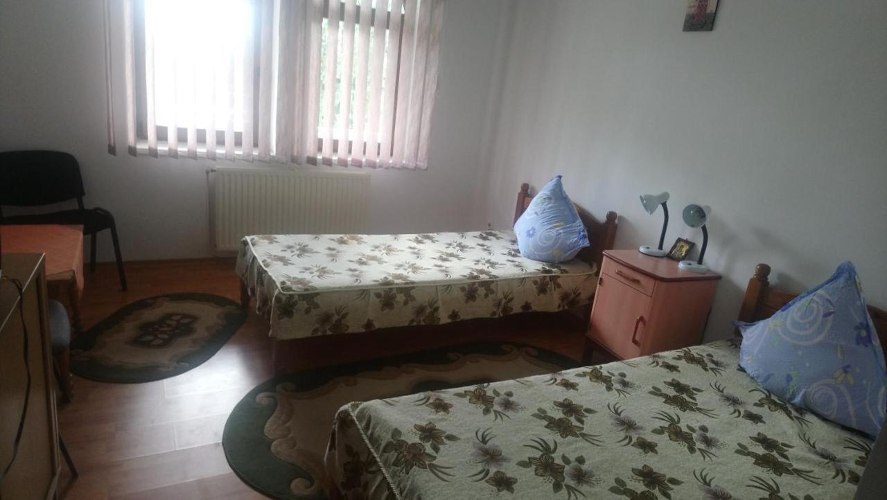 Casa "Ierusalim-Hozeva-Hozeva" Pension Minastirea Neamt Buitenkant foto